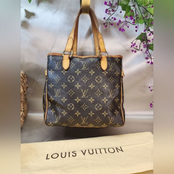 Authentic Louis Vuitton Monogram Batignolles Vertical W/ Dust Bag - Picture 5 of 17